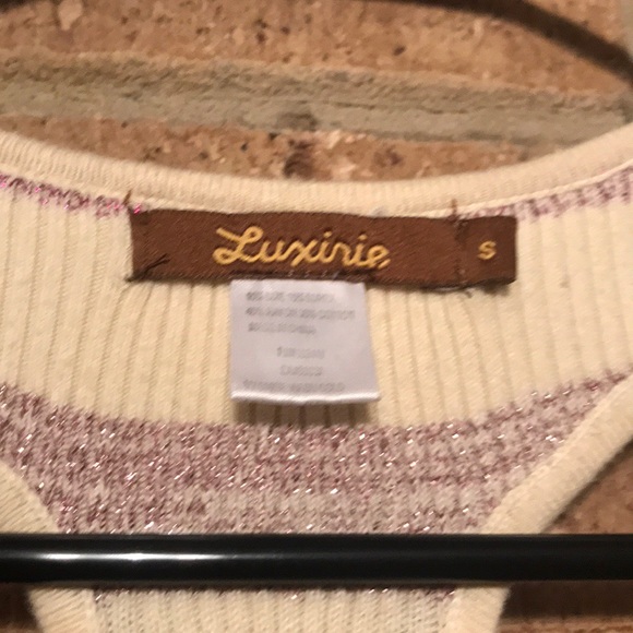 Luxirie Racer-Back Tank ✨💖💛 - Picture 5 of 8